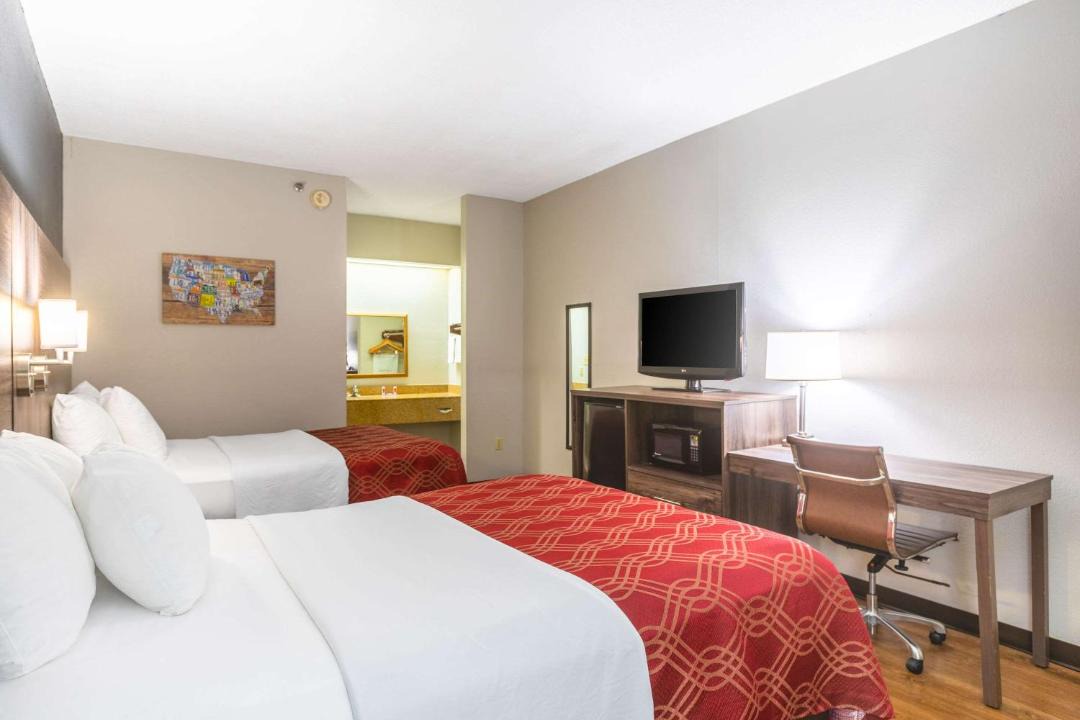 Photo of Others in Stockbridge