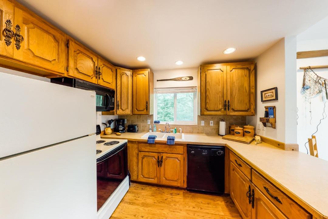 Photo of Kitchen in Hoodsport