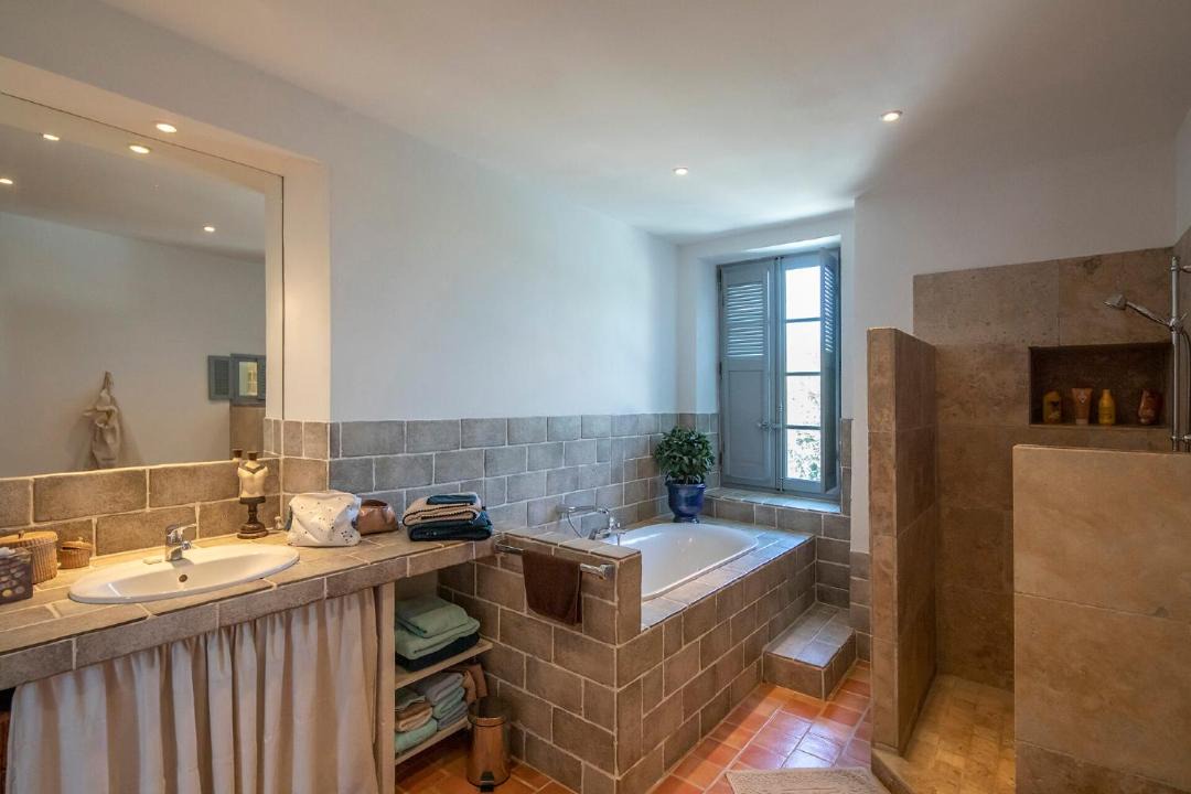 Photo of Others in Maillane