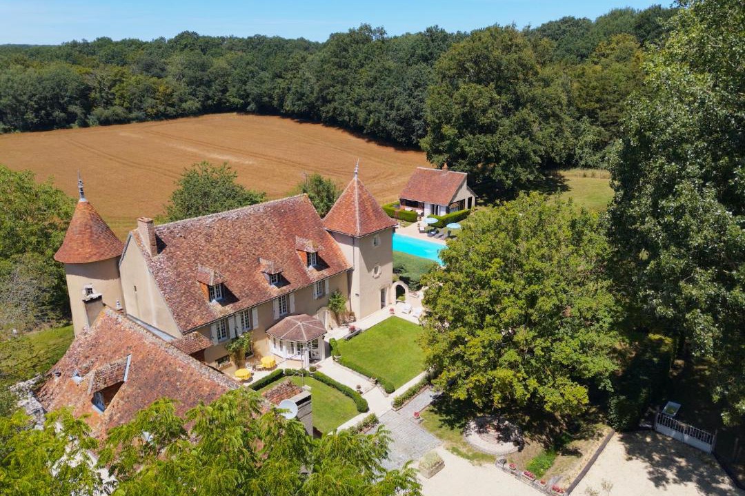 Photo of Others in Bouges-le-Chateau