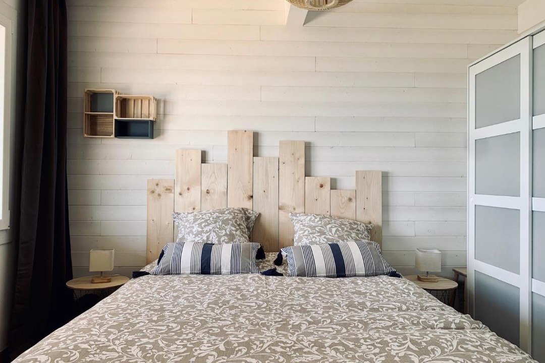 Photo of Bedroom in Saint-Michel-en-Greve