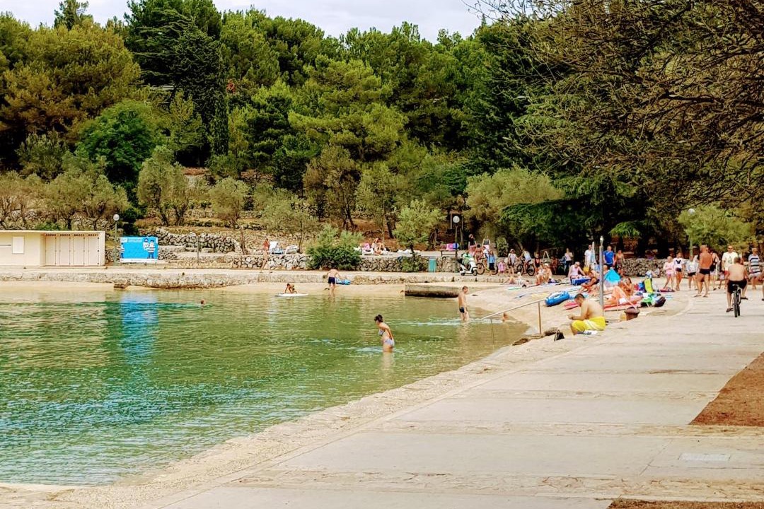Photo of Outdoor in Cres
