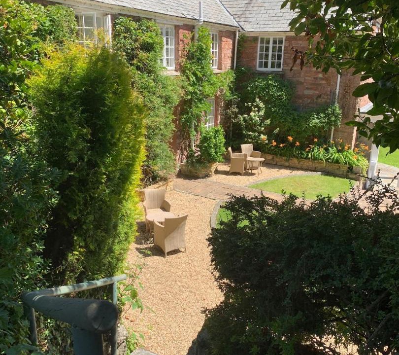 Photo of Others in Carlyon