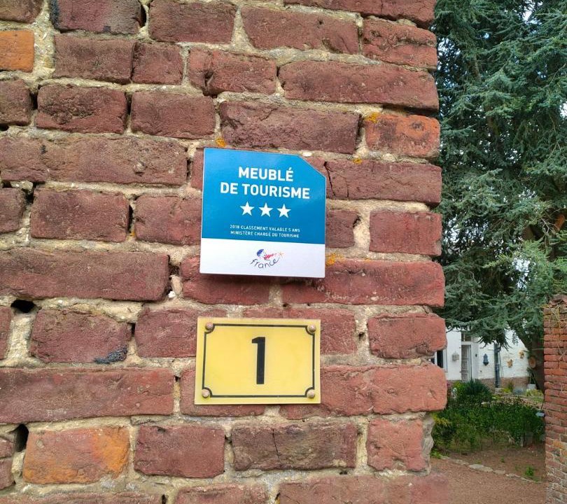 Photo of Others in Beugin