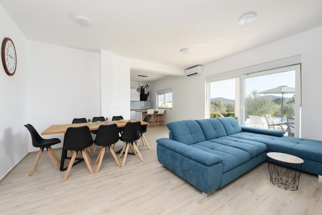Photo of Livingroom in Sukosan