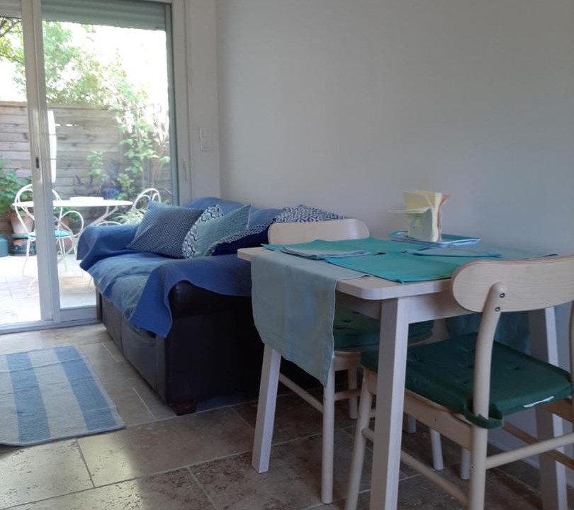 Photo of Livingroom in Millenaire