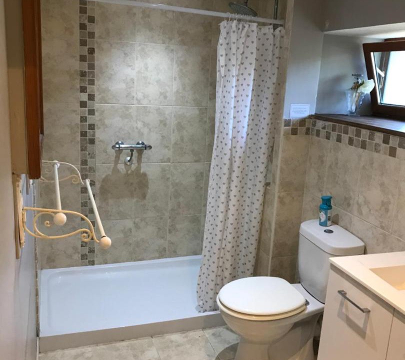 Photo of Bathroom in Meneac