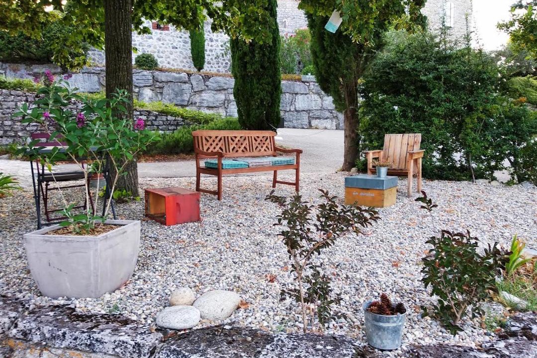 Photo of Others in Sampzon