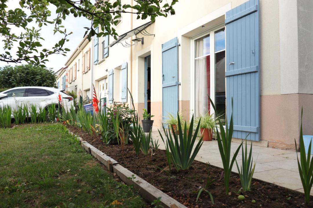 Photo of Others in Plessis-le-Roi