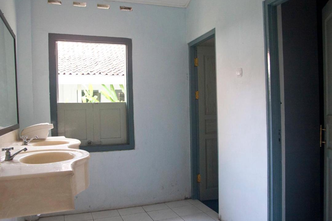 Photo of Bathroom in Central Yogyakarta