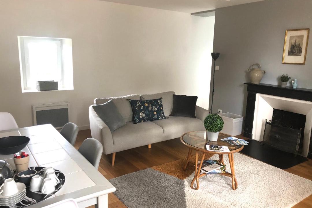 Photo of Others in Commes