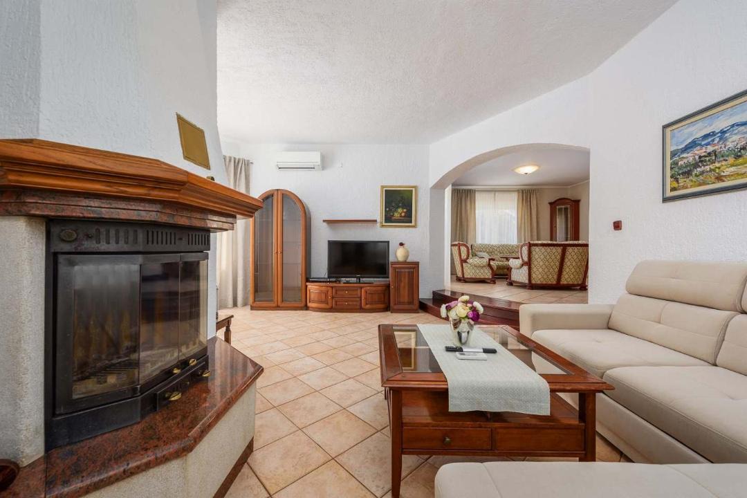 Photo of Livingroom in Zbandaj