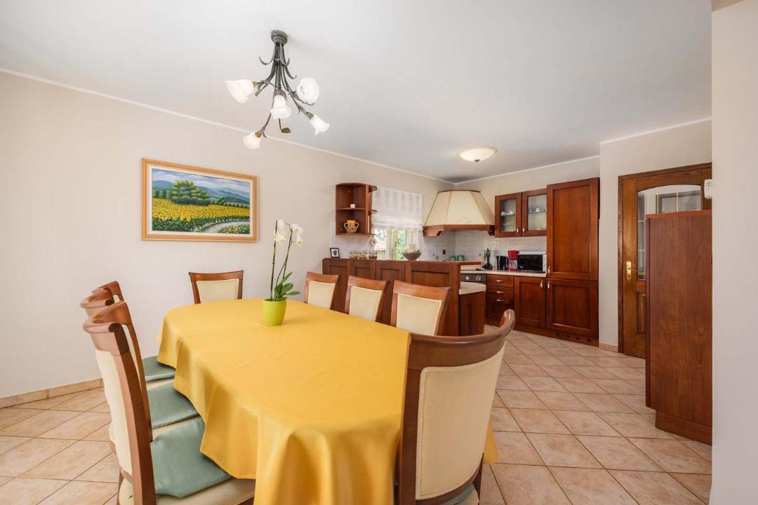 Photo of Livingroom in Zbandaj