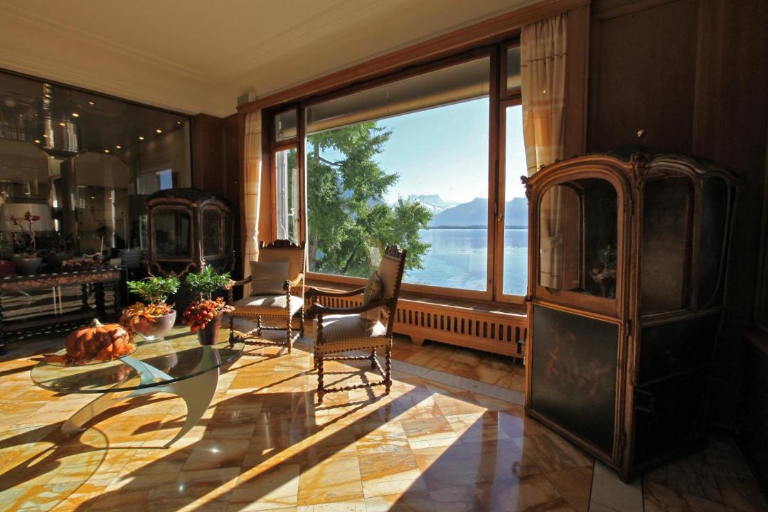Photo of Others in Montreux