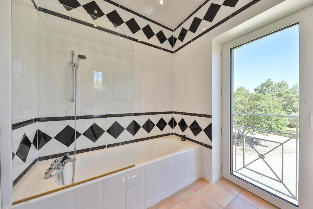 Photo of Others in Goult