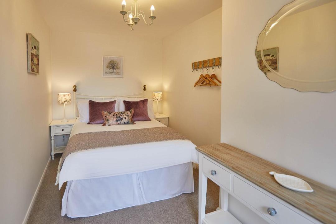 Photo of Bedroom in West Cliff