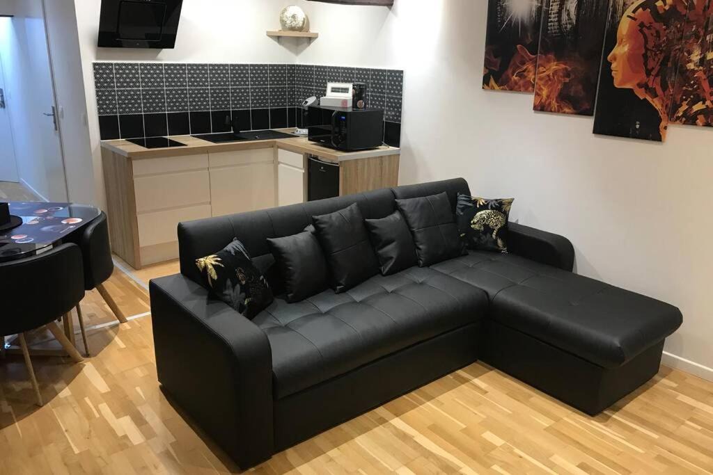 Photo of Livingroom in Charleville-Mezieres