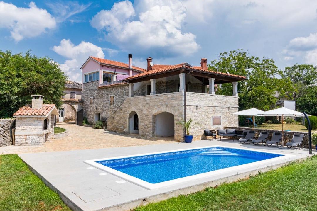 Photo of Outdoor in Munci