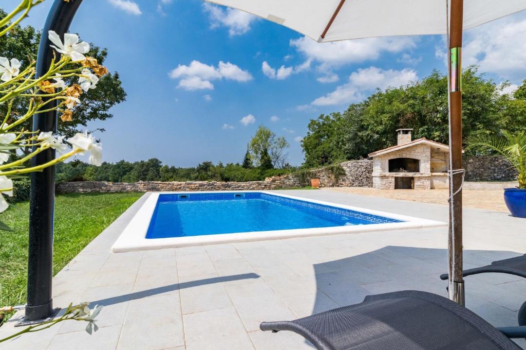 Photo of Outdoor in Munci