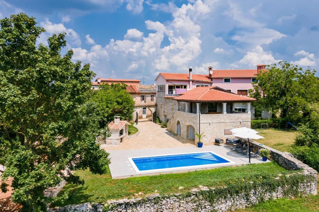 Photo of Outdoor in Munci