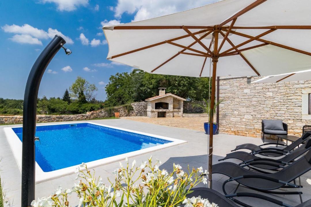 Photo of Outdoor in Munci