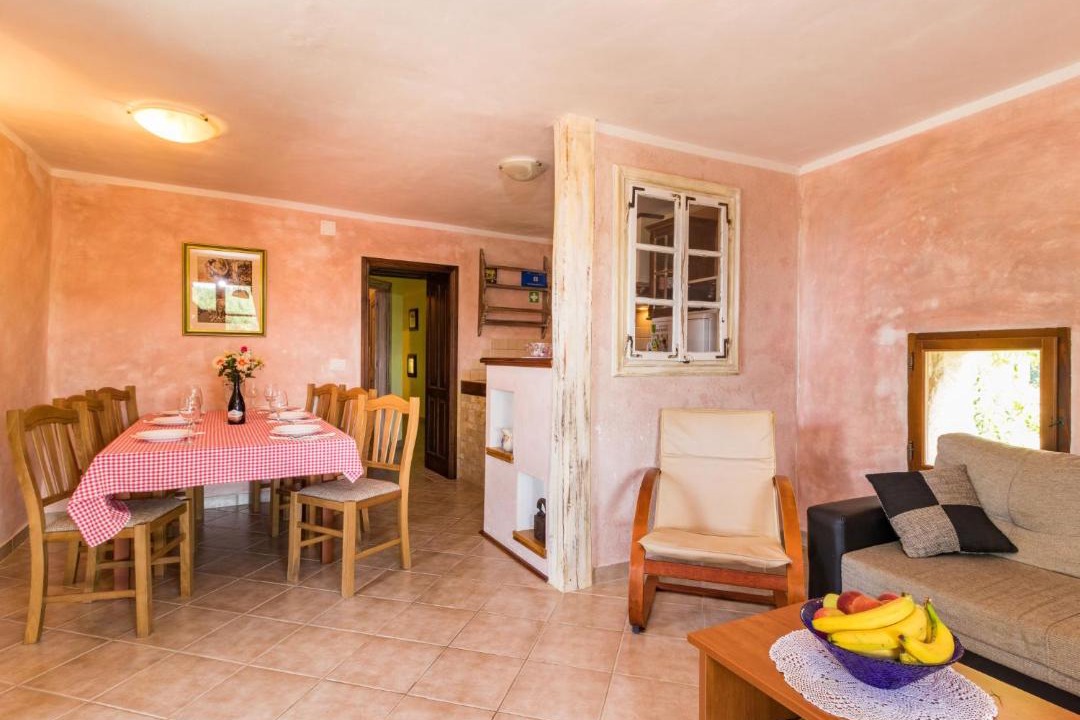 Photo of Livingroom in Munci
