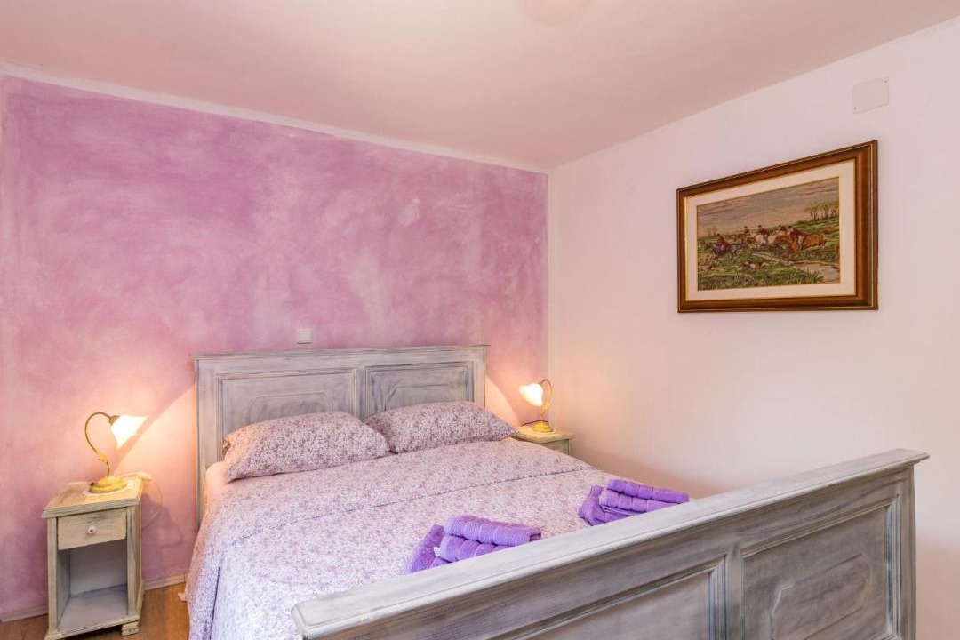 Photo of Bedroom in Munci