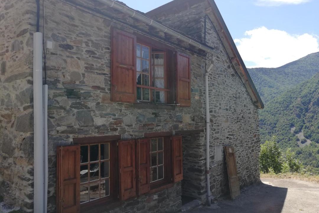 Photo of Buildings in Tignac