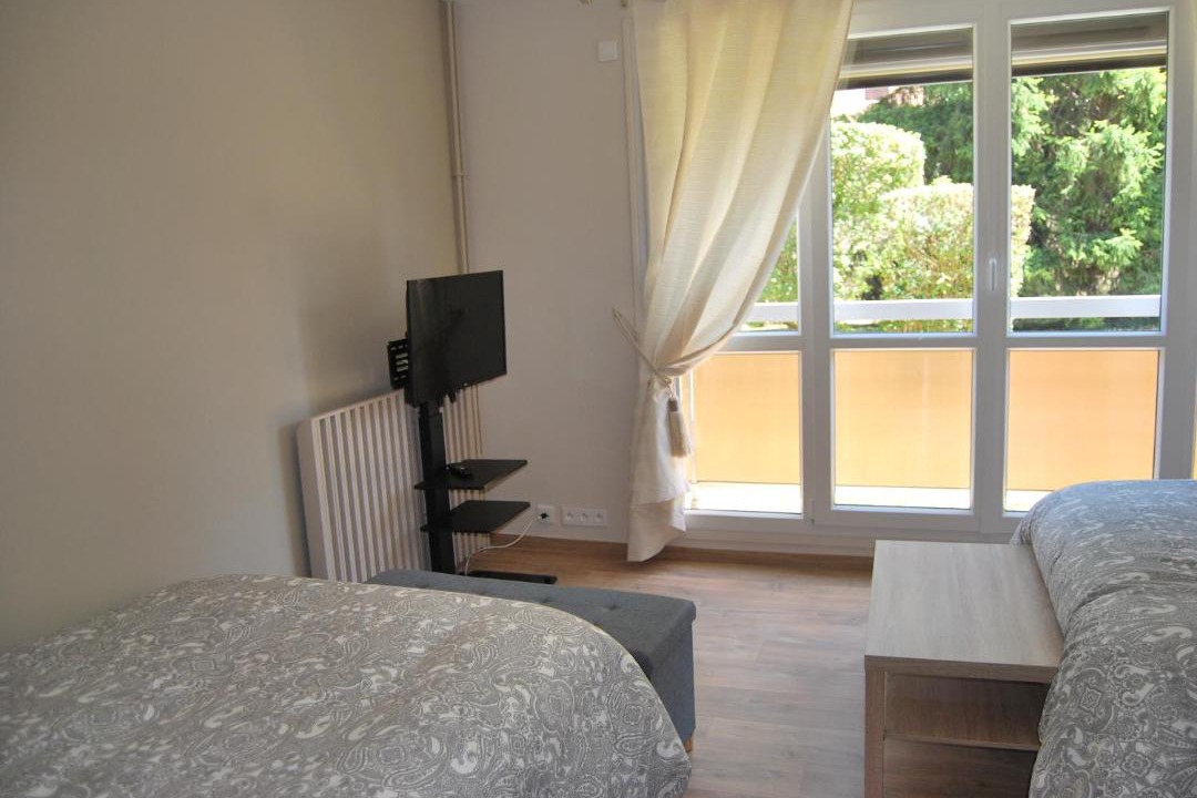 Photo of Bedroom in Sainte-Savine