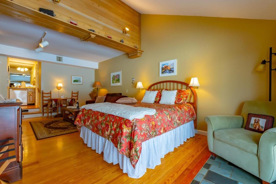 Photo of Bedroom in West Stockbridge