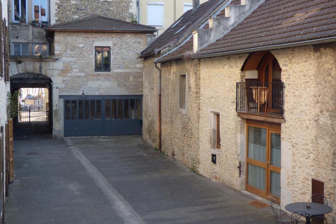 Photo of Buildings in Cremieu