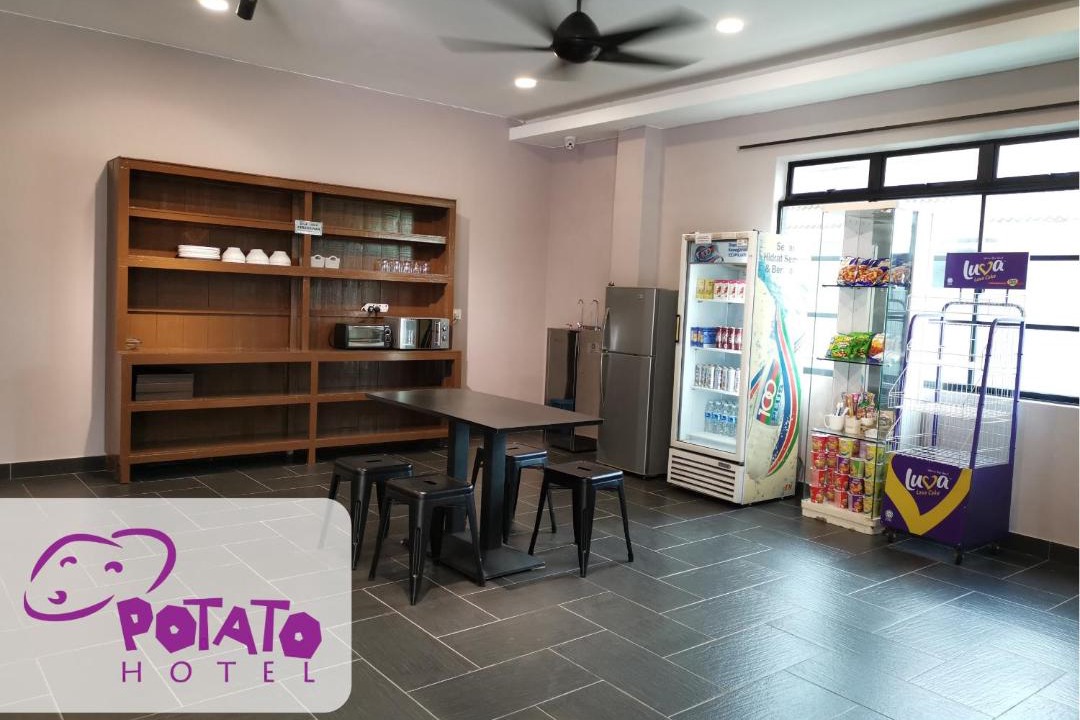 Photo of Others in Dew