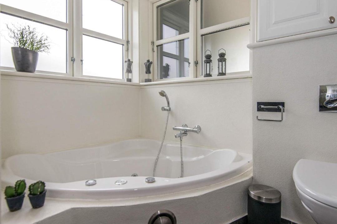 Photo of Bathroom in Femmøller