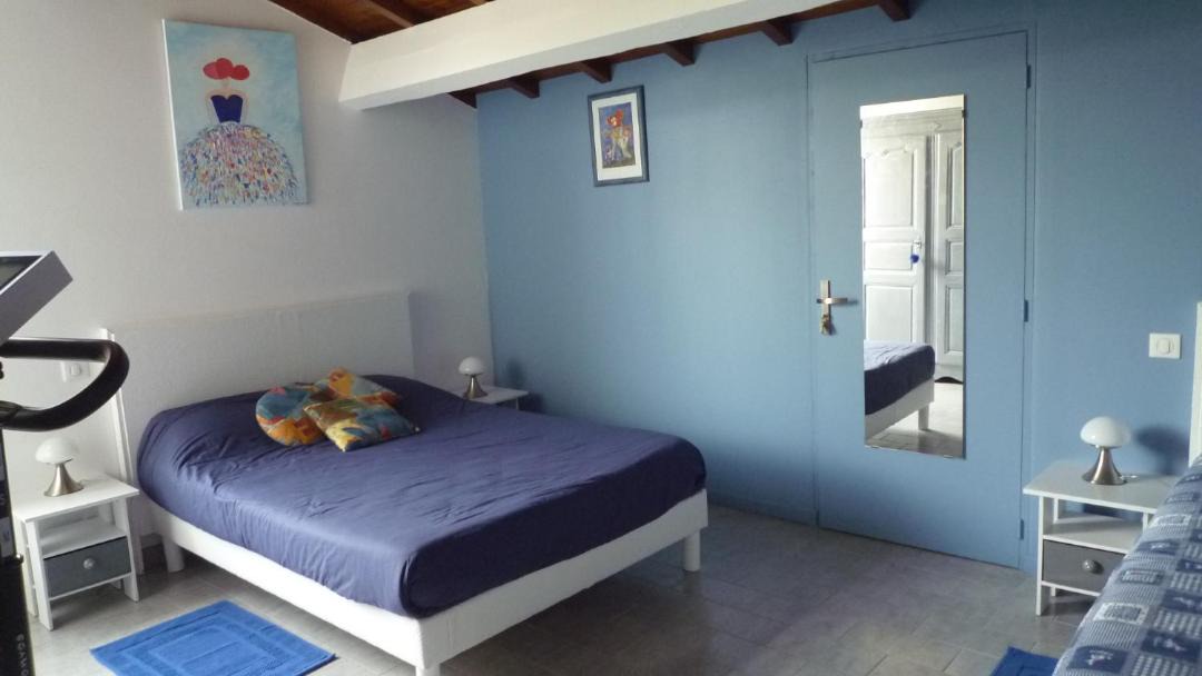 Photo of Bedroom in Bon-Encontre