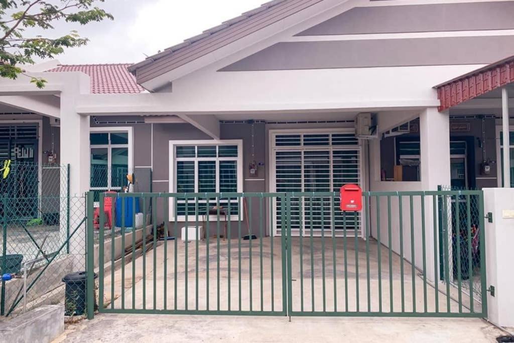 Photo of Others in Rembia