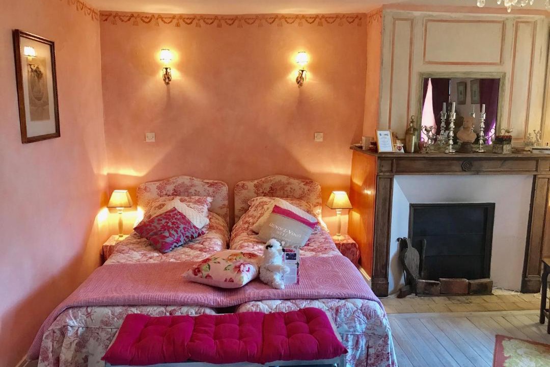 Photo of Bedroom in Saint-Sauveur-en-Puisaye