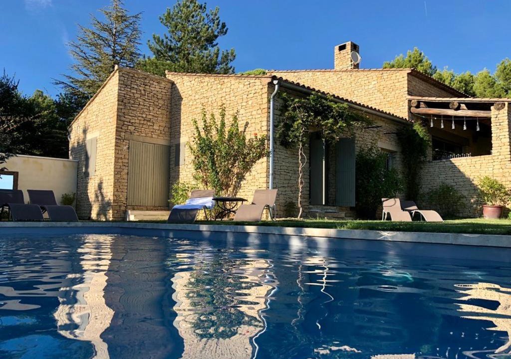 Photo of Others in Murs