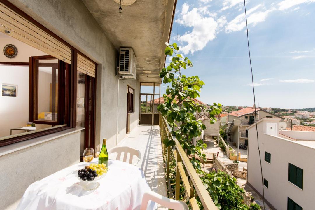 Photo of Patio Balcony in Okrug Gornji