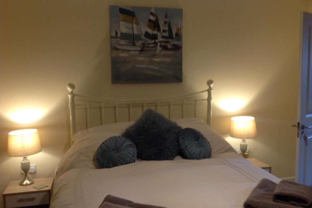 Photo of Bedroom in Pool