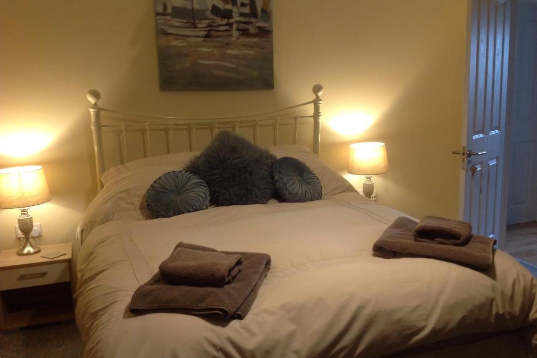 Photo of Bedroom in Pool