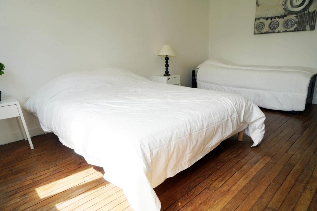 Photo of Bedroom in Puteaux