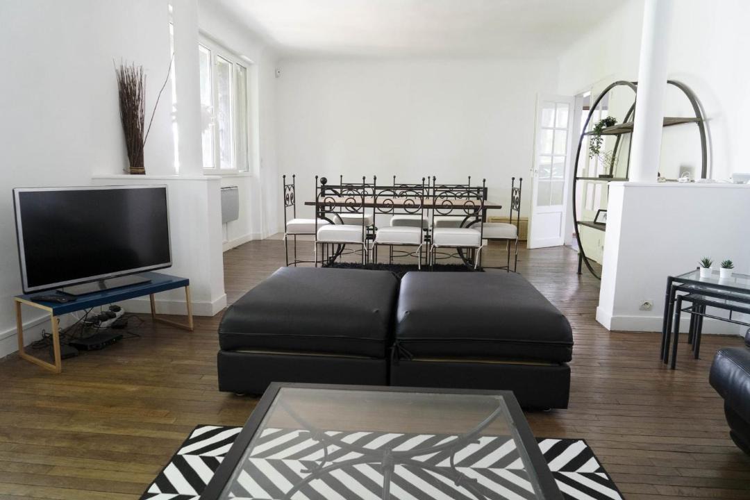 Photo of Livingroom in Puteaux