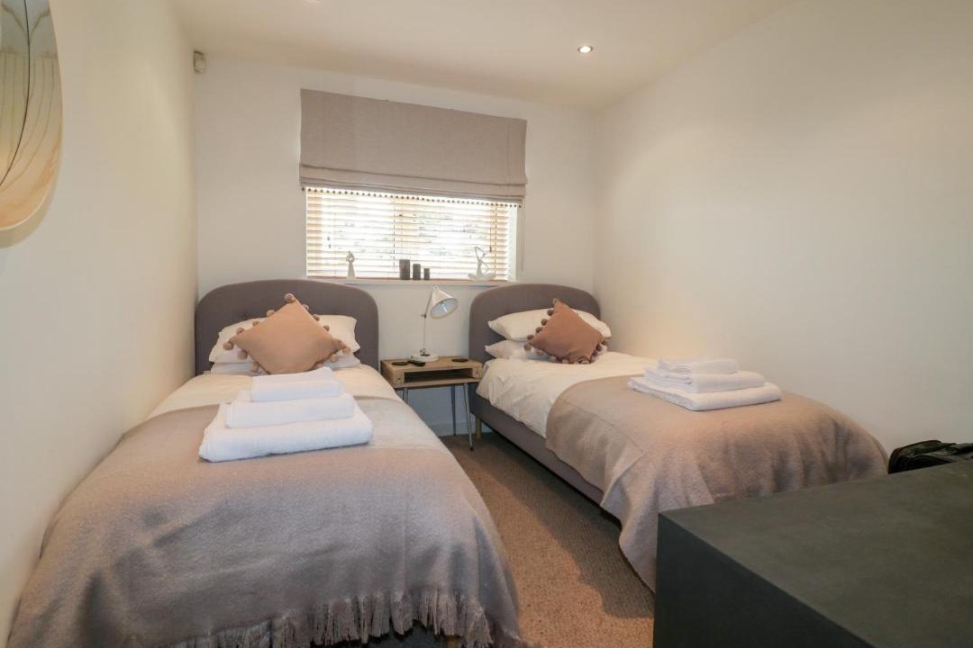 Photo of Others in Downderry