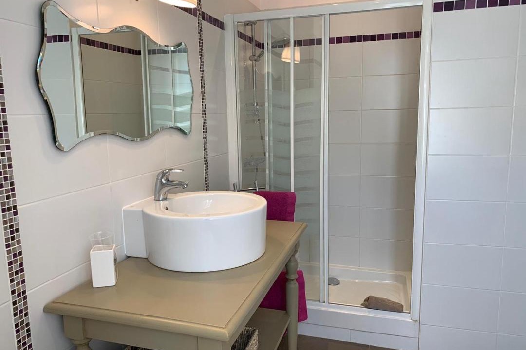 Photo of Bathroom in Le Pouliguen