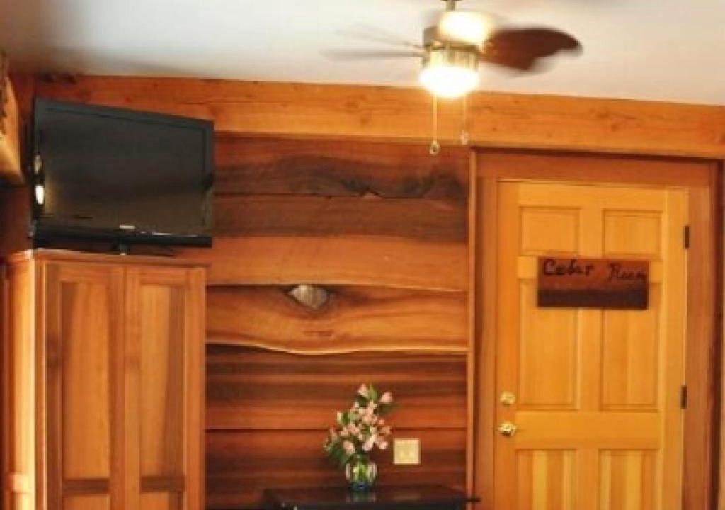 Photo of Others in Saginaw