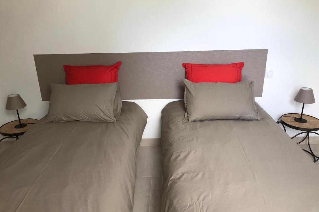 Photo of Others in Sens-de-Bretagne