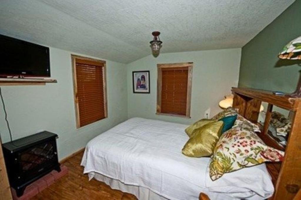 Photo of Bedroom in Coolidge