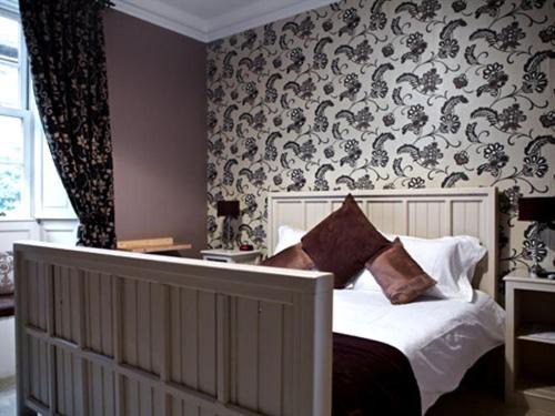 Photo of Others in Newbattle