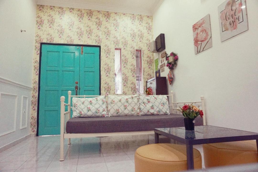 Photo of Others in Rembia