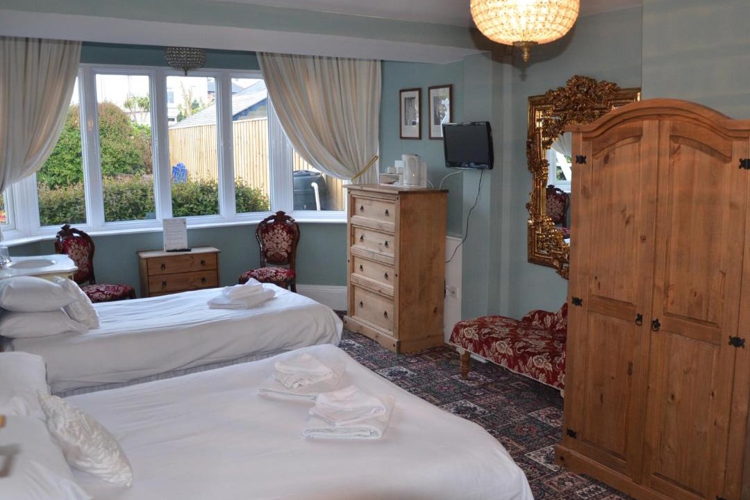 Photo of Others in Shanklin